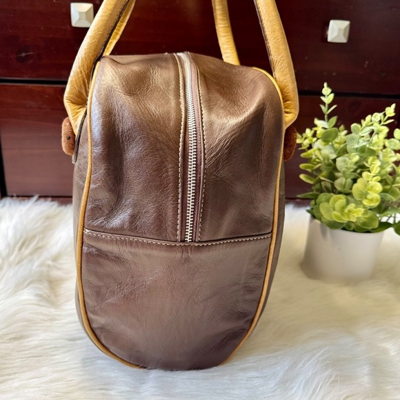 Alejandra's Artisan Leather Yellow & Brown Rare Bowling Bag Style Handbag - Picture 8 of 11